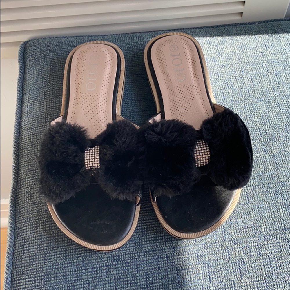 Bow tie sandals black
